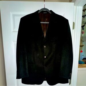 FOR FALL!
Today’s Man, Black Sport Coat
100% Pure Cashmere. Made in Italy.